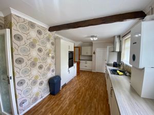 Family Kitchen- click for photo gallery